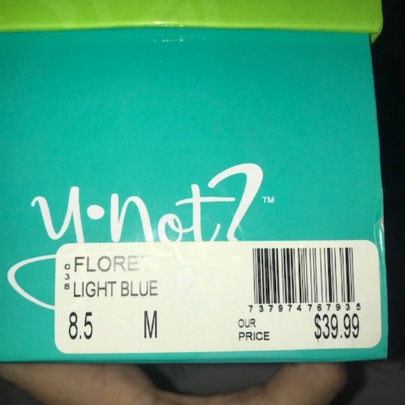 Floral Embroidered Flats size 8.5 - Picture 2 of 5